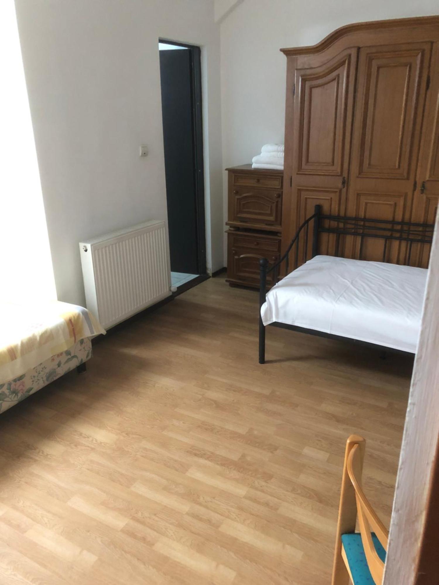 Pensiunea Residence Râmnicu Vâlcea Exteriör bild