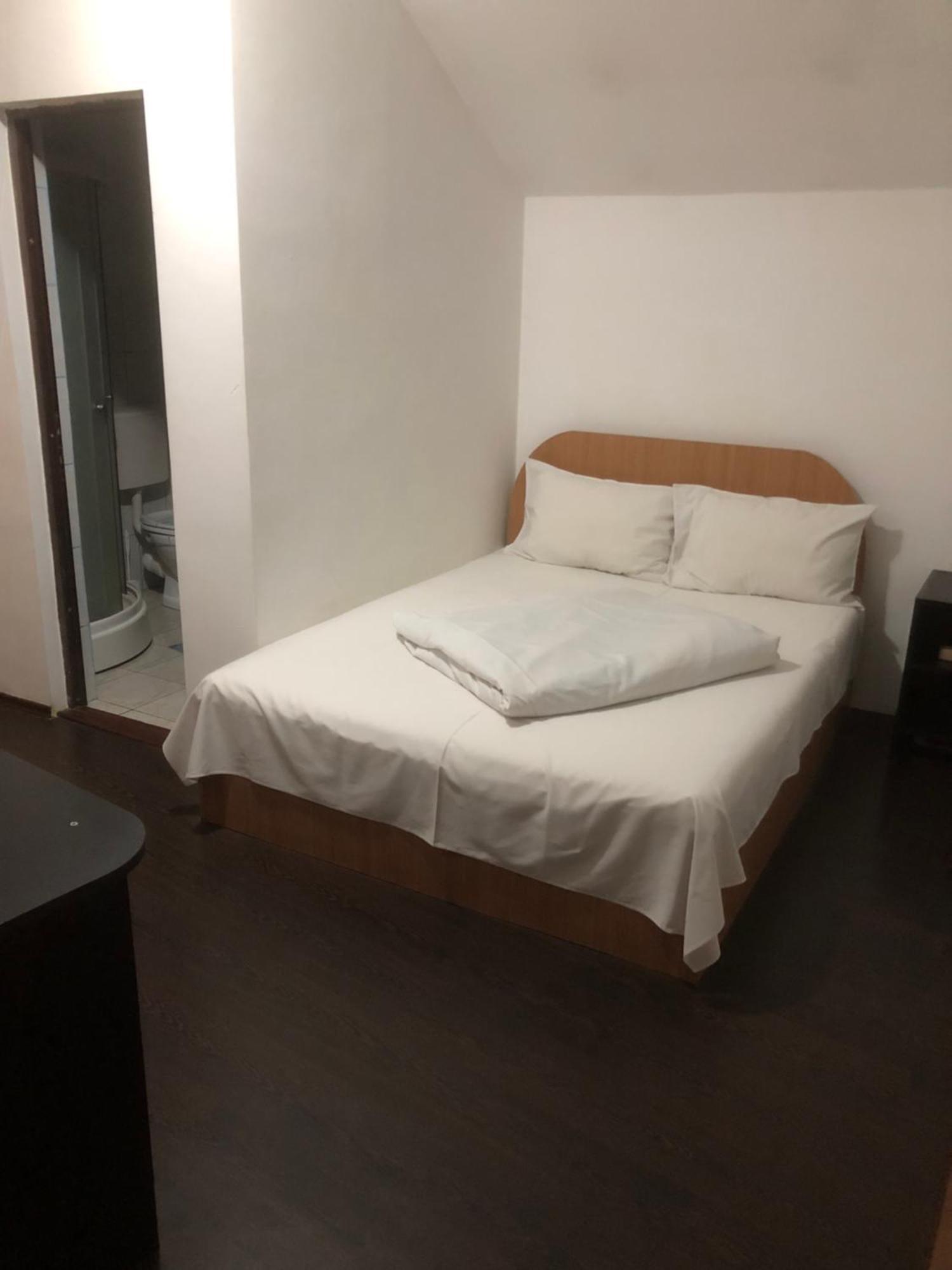 Pensiunea Residence Râmnicu Vâlcea Exteriör bild