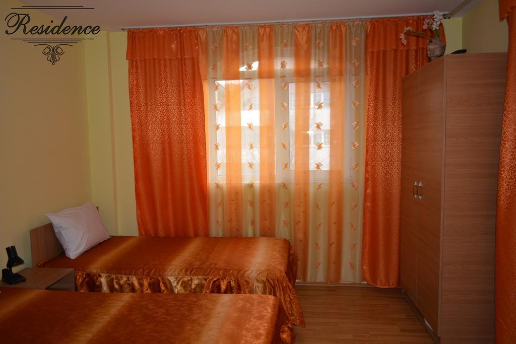 Pensiunea Residence Râmnicu Vâlcea Rum bild